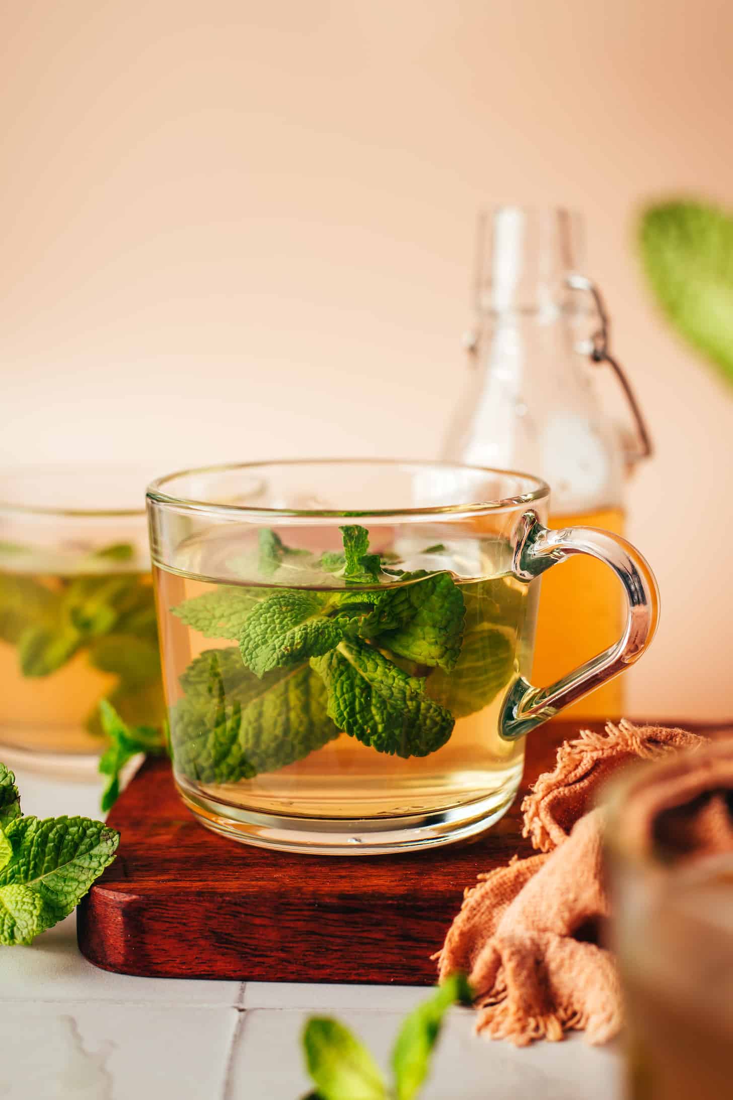 How to Make Fresh Mint Tea